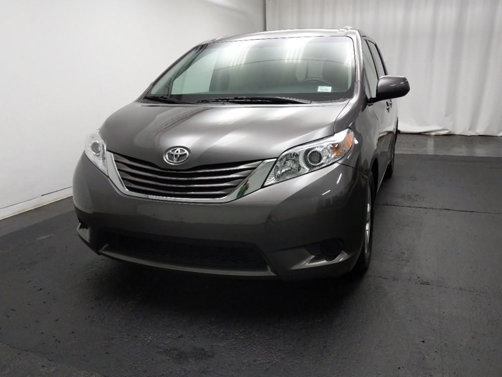 2015 Toyota Sienna - Driver Front Hood