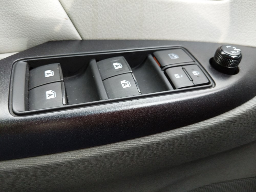 2015 Toyota Sienna - Driver Power Windows/Lock Control
