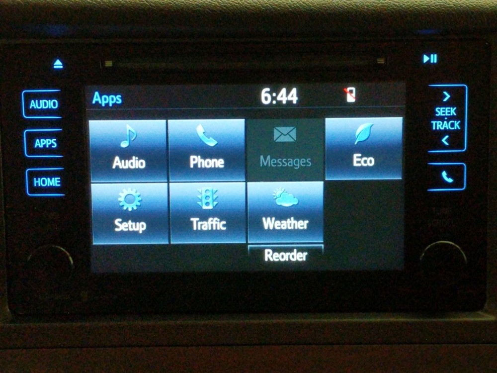 2015 Toyota Sienna - Stereo Package