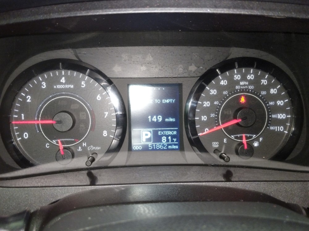 2015 Toyota Sienna - Odometer Close Up