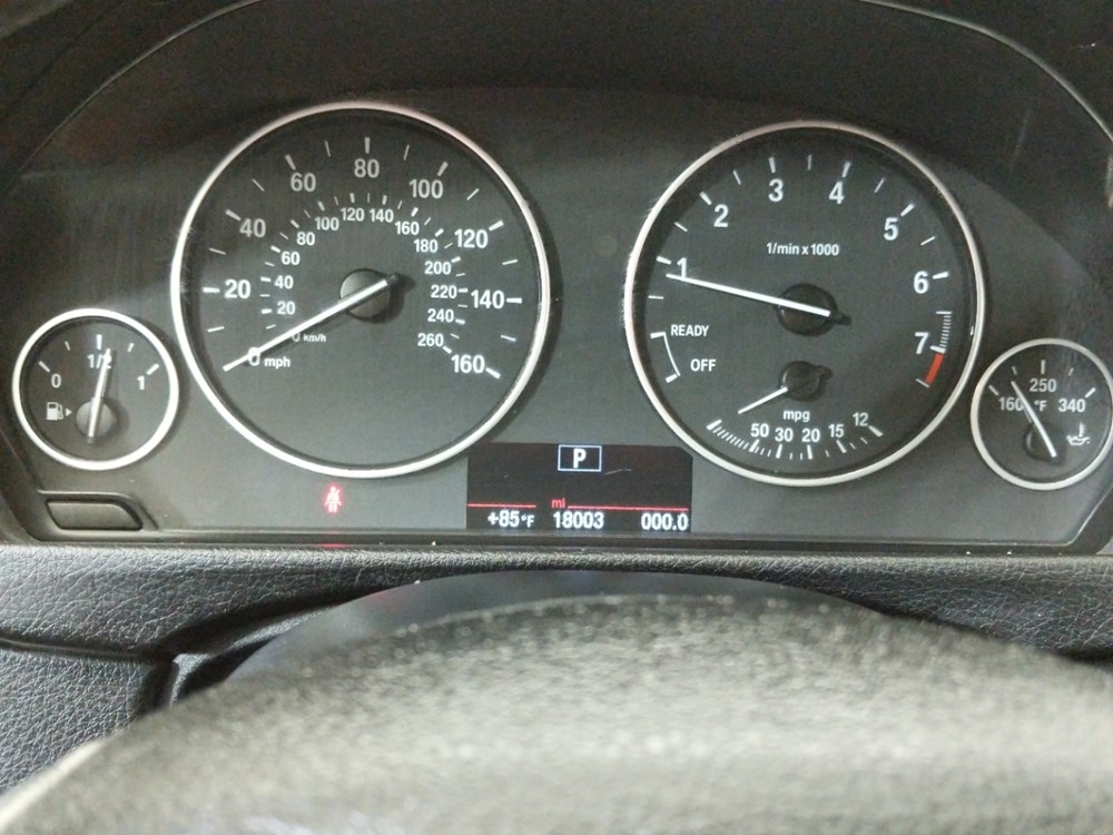 2015 BMW 328i - Odometer Close Up