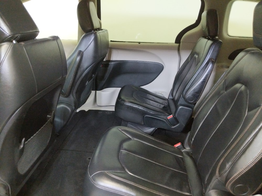 2017 Chrysler Pacifica - Driver Rear Seat