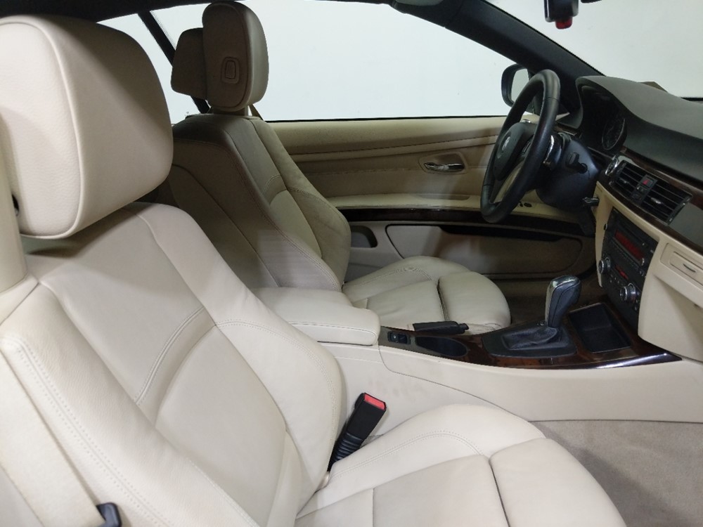 2010 BMW 328i - Driver Rear Seat