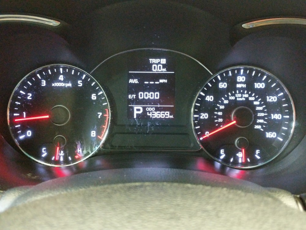 2016 Kia Forte - Odometer Close Up