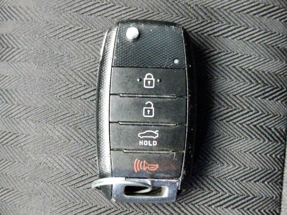 2016 Kia Forte - Keys