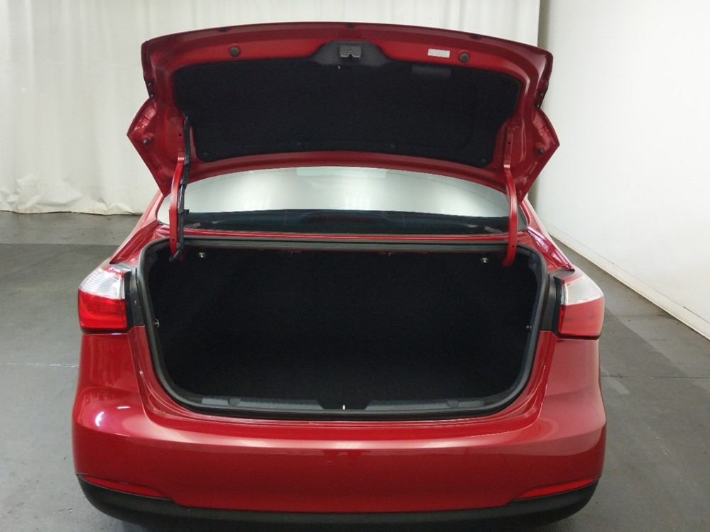 2016 Kia Forte - Trunk