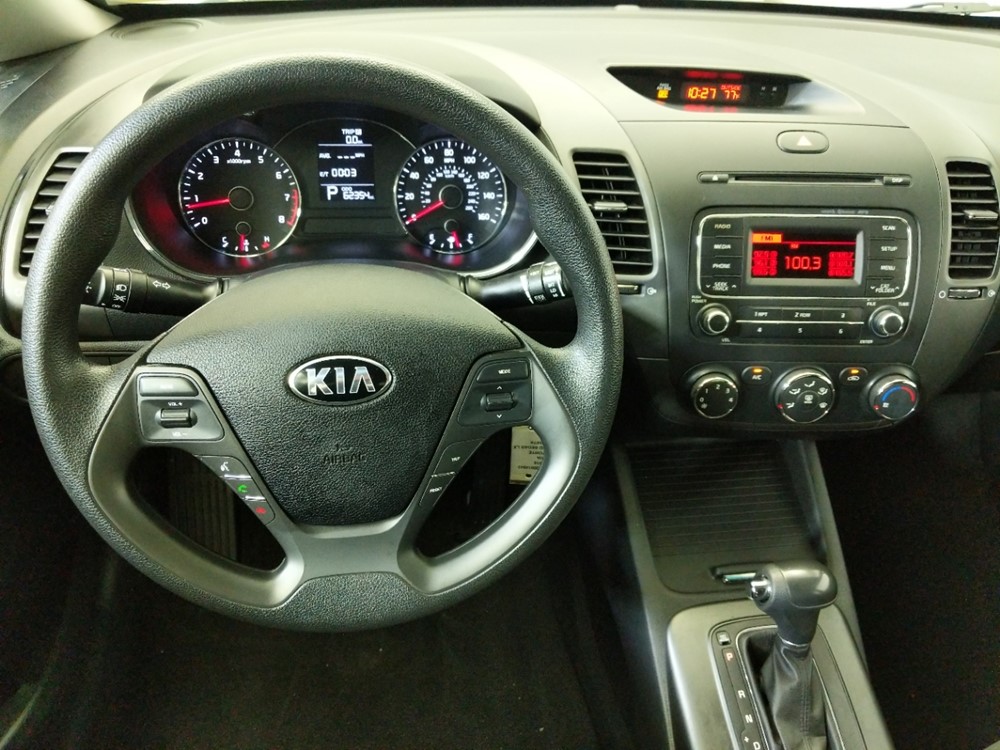 2016 Kia Forte - Driver Dash