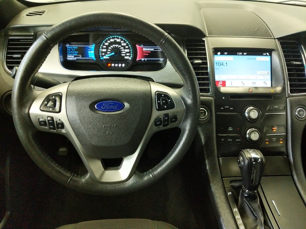 2016 Ford Taurus - Driver Dash