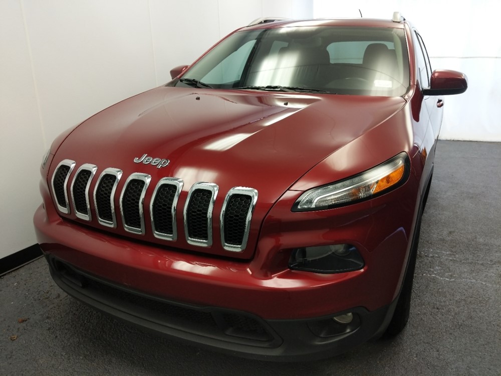 2016 Jeep Cherokee - Driver Front Hood
