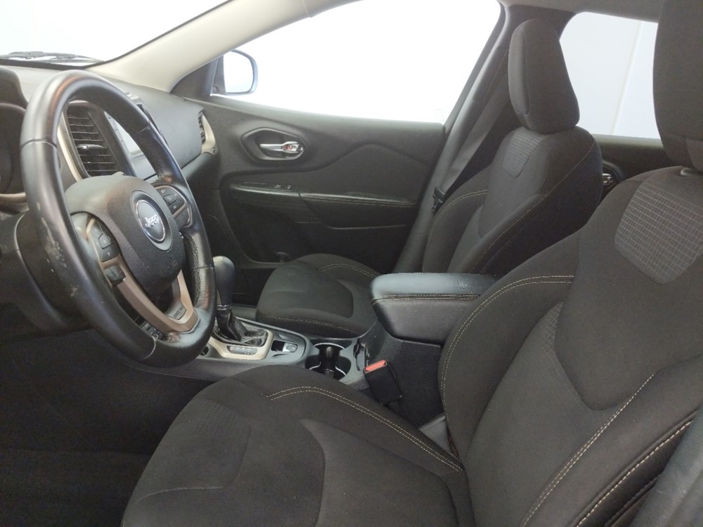 2016 Jeep Cherokee - Driver Front Seat