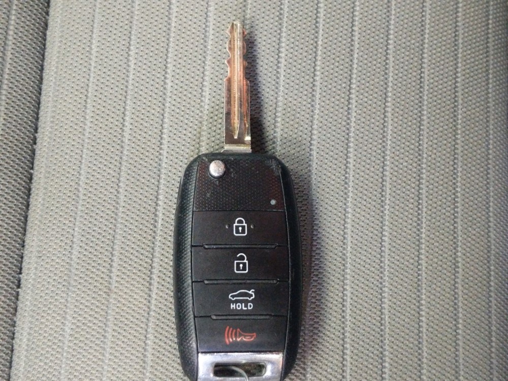 2015 Kia Forte - Keys