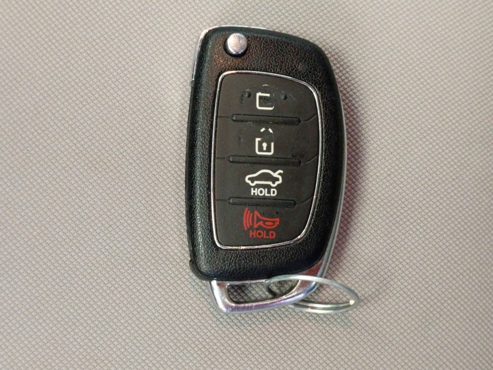 2015 Hyundai Sonata - Keys