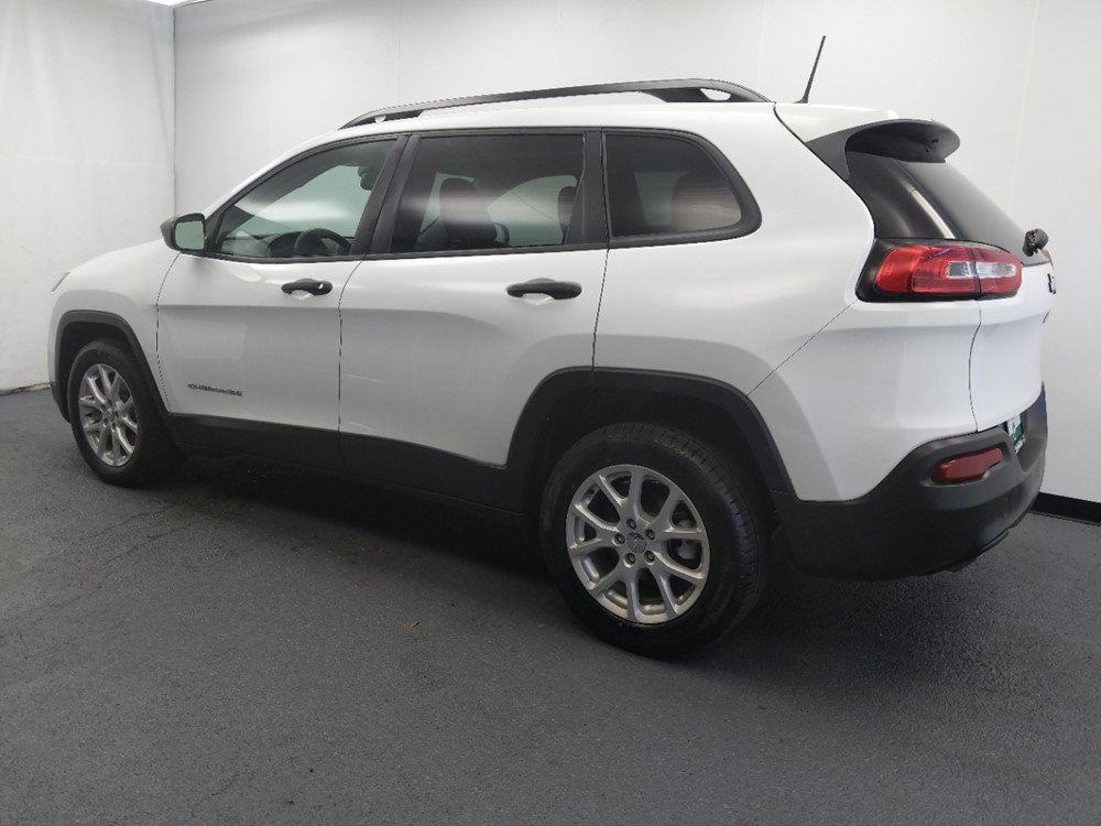 2017 Jeep Cherokee - Driver Rear Side