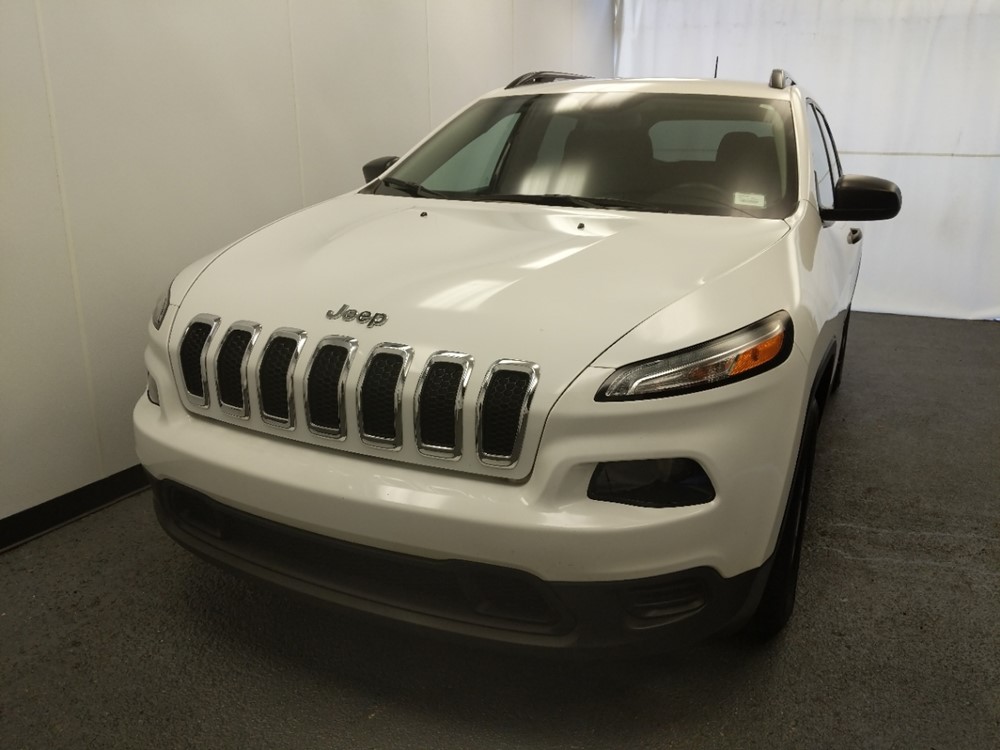 2017 Jeep Cherokee - Driver Front Hood
