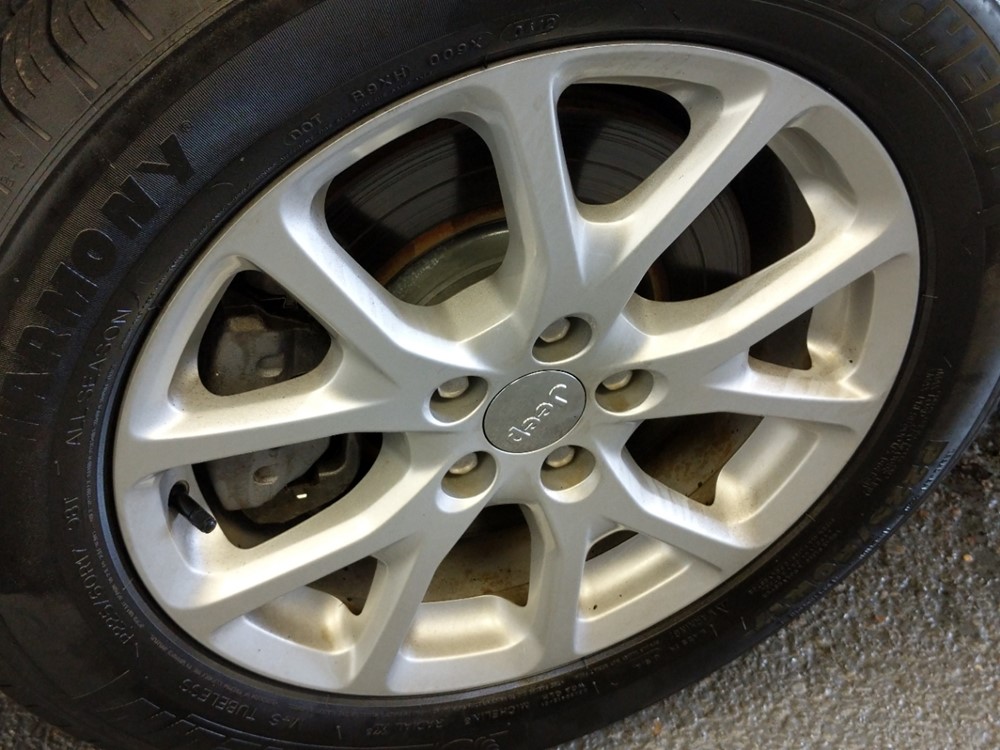 2017 Jeep Cherokee - Wheel