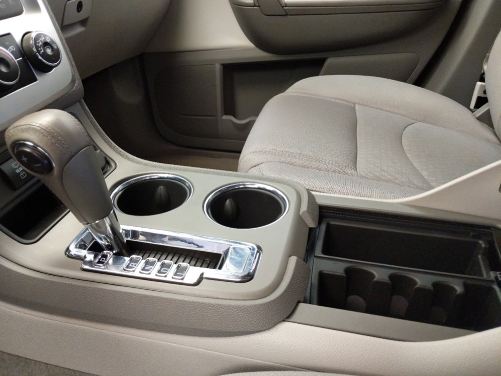 2015 GMC Acadia - Center Console/Cup Holders