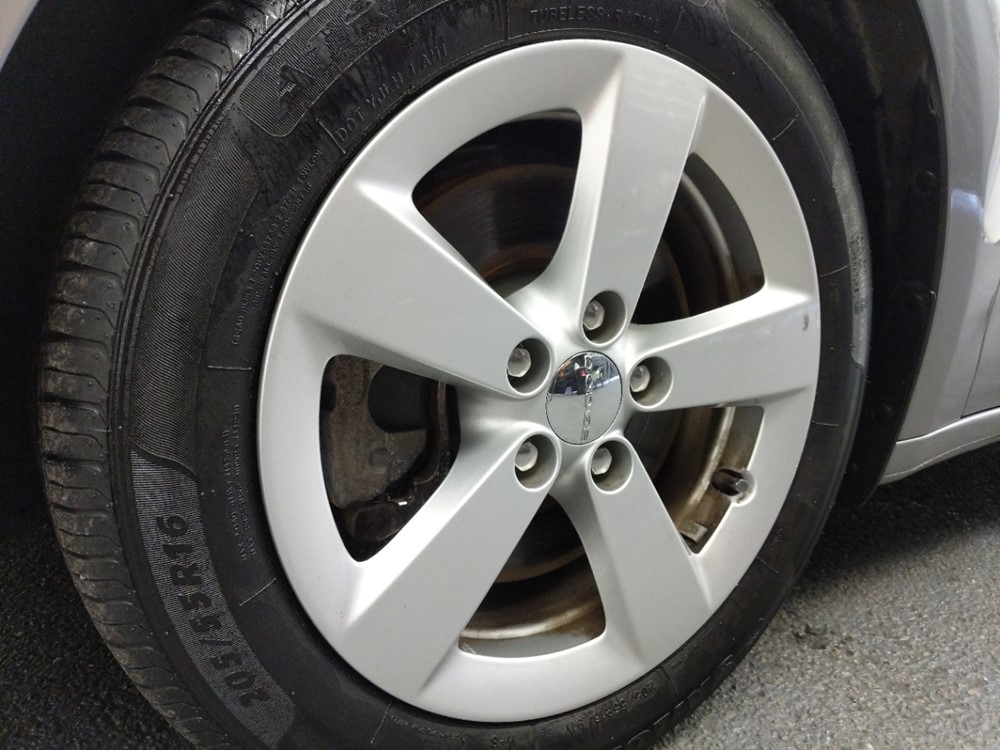 2015 Dodge Dart - Wheel