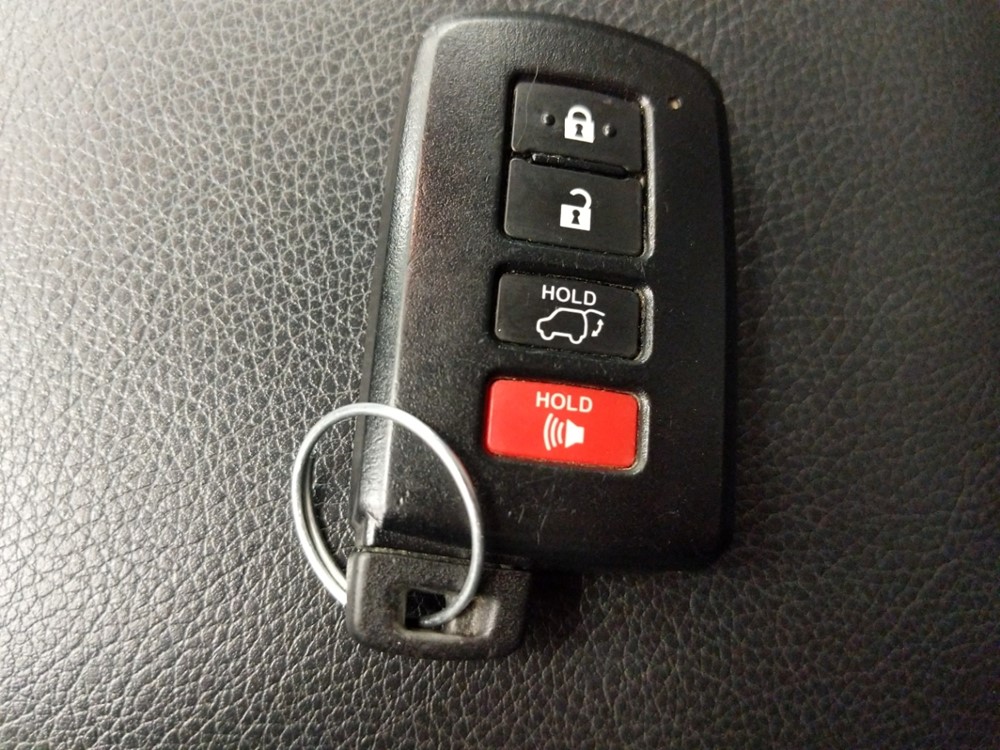 2015 Toyota RAV4 - Keys
