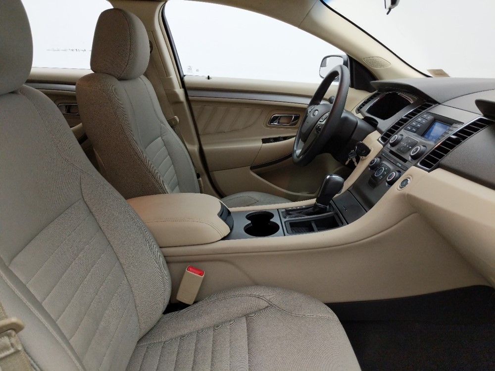 2014 Ford Taurus - Passenger Front Seat