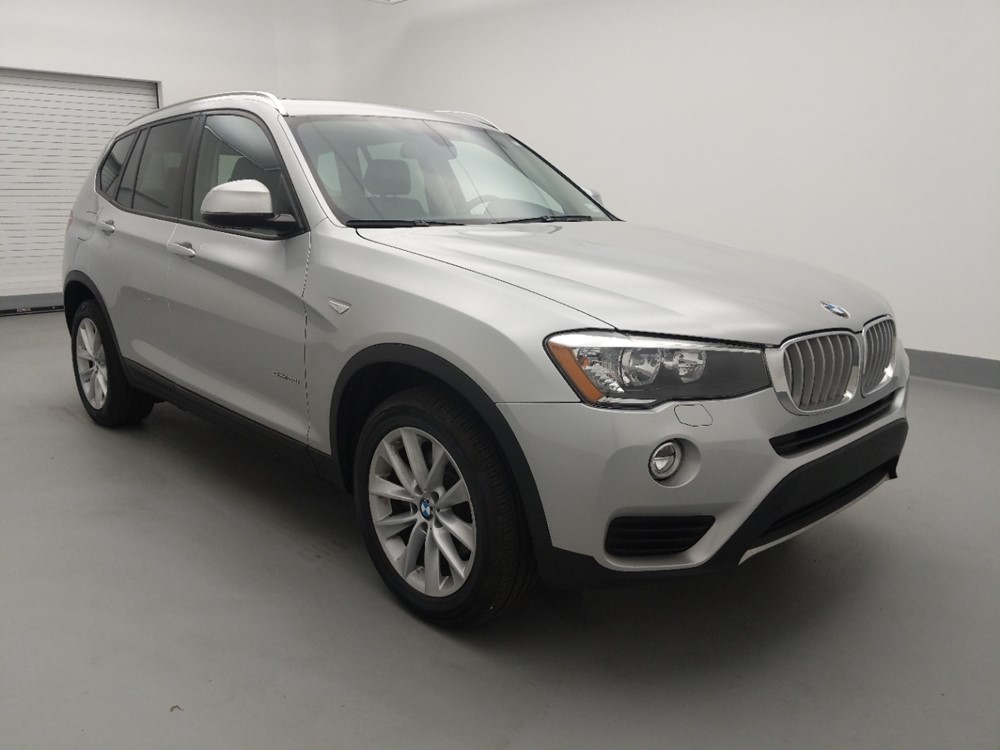 2017 BMW X3 - Passenger Front Bumper