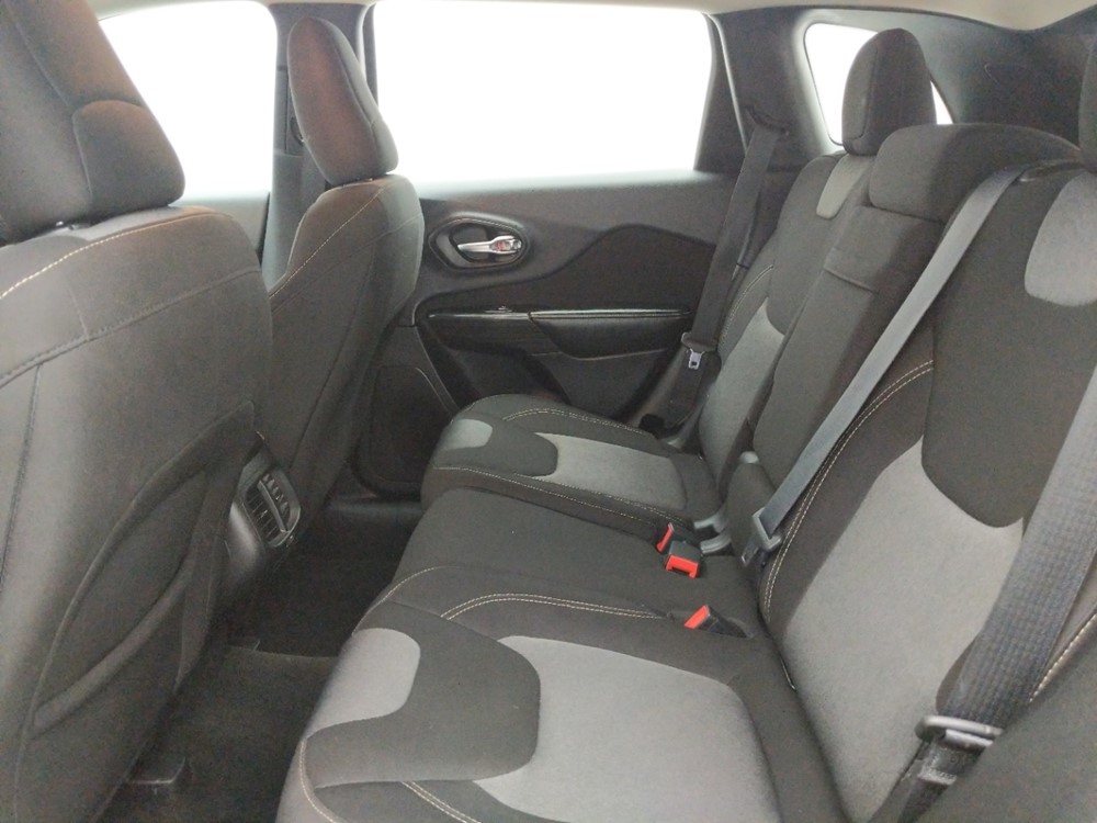 2016 Jeep Cherokee - Driver Rear Seat