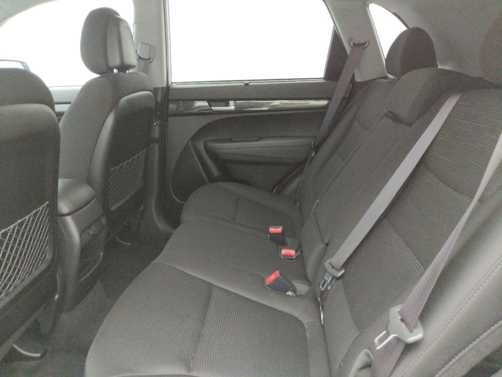 2014 Kia Sorento - Driver Rear Seat