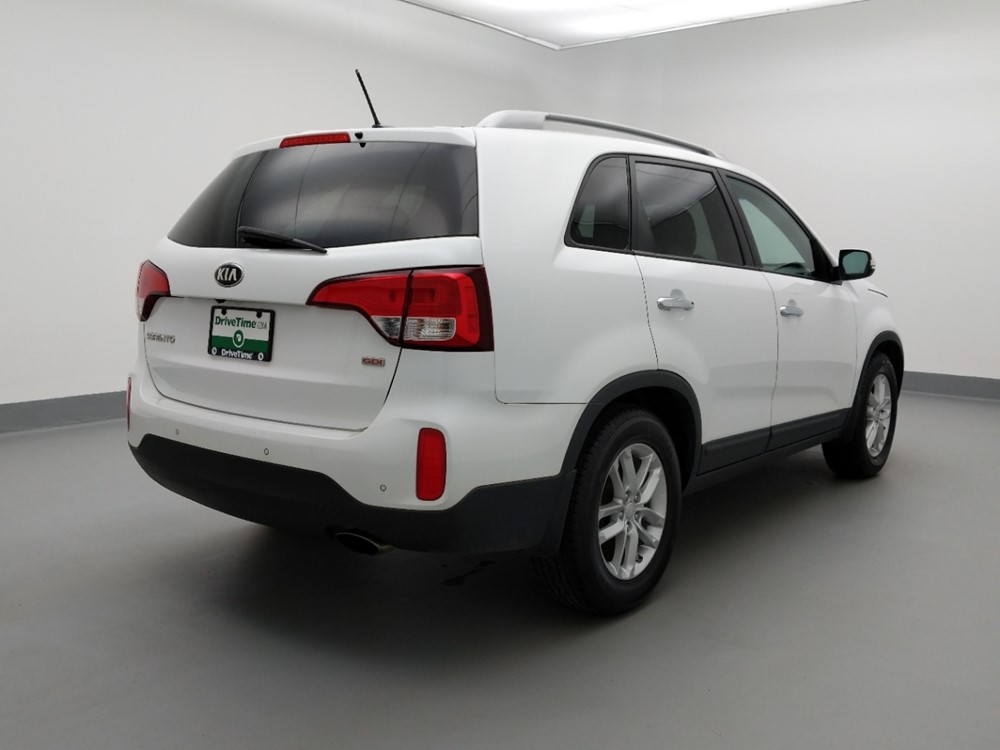 2014 Kia Sorento - Passenger Rear Bumper