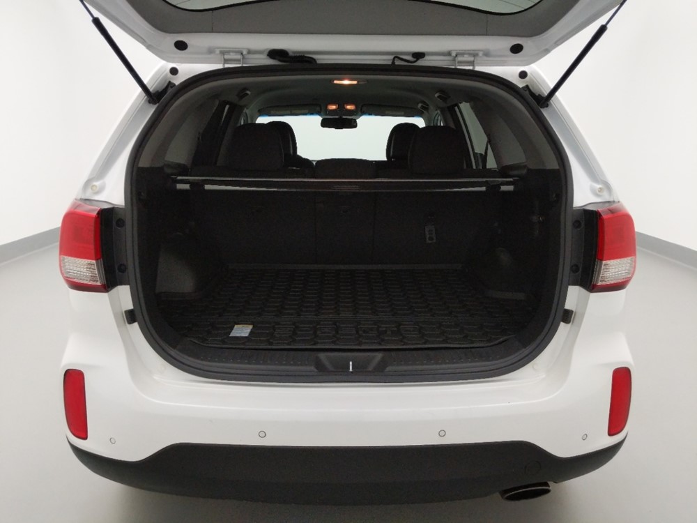 2014 Kia Sorento - Trunk