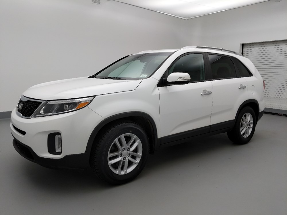 2014 Kia Sorento - Driver Front Side