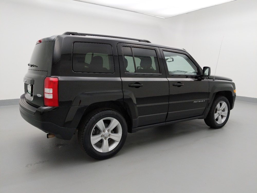 2017 Jeep Patriot - Passenger Rear Side