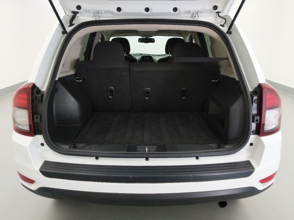 2016 Jeep Compass - Trunk