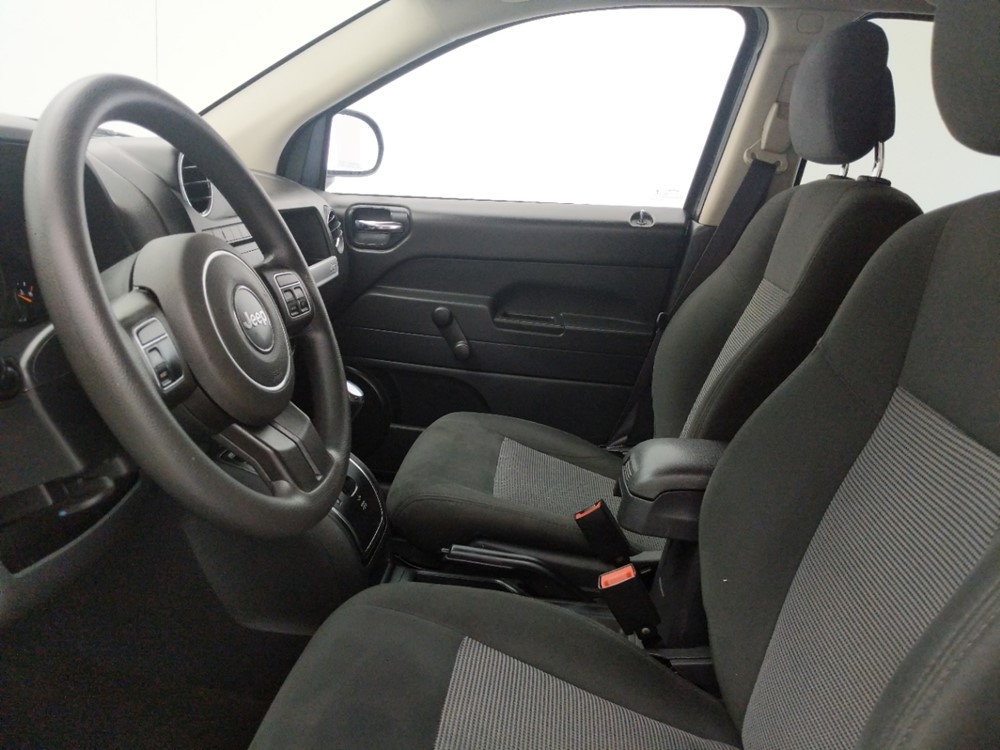 2016 Jeep Compass - Driver Front Seat