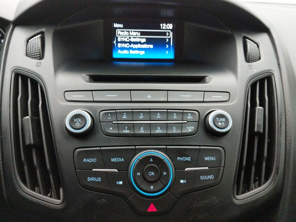 2017 Ford Focus - Stereo Package