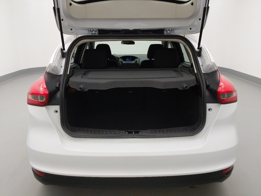 2017 Ford Focus - Trunk