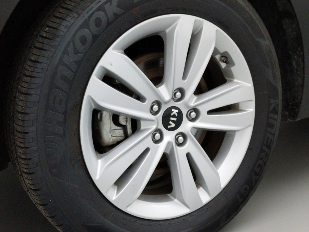 2018 Kia Sportage - Wheel