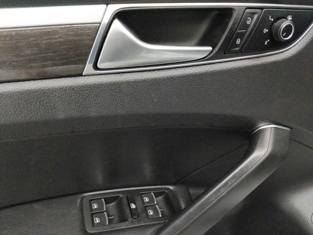 2016 Volkswagen Passat - Driver Power Windows/Lock Control