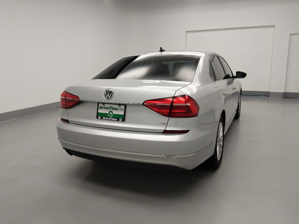 2016 Volkswagen Passat - Passenger Rear Trunk