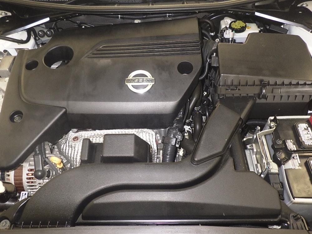 2015 Nissan Altima - Engine