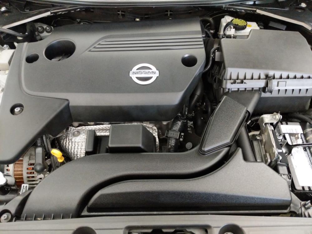 2013 Nissan Altima - Engine