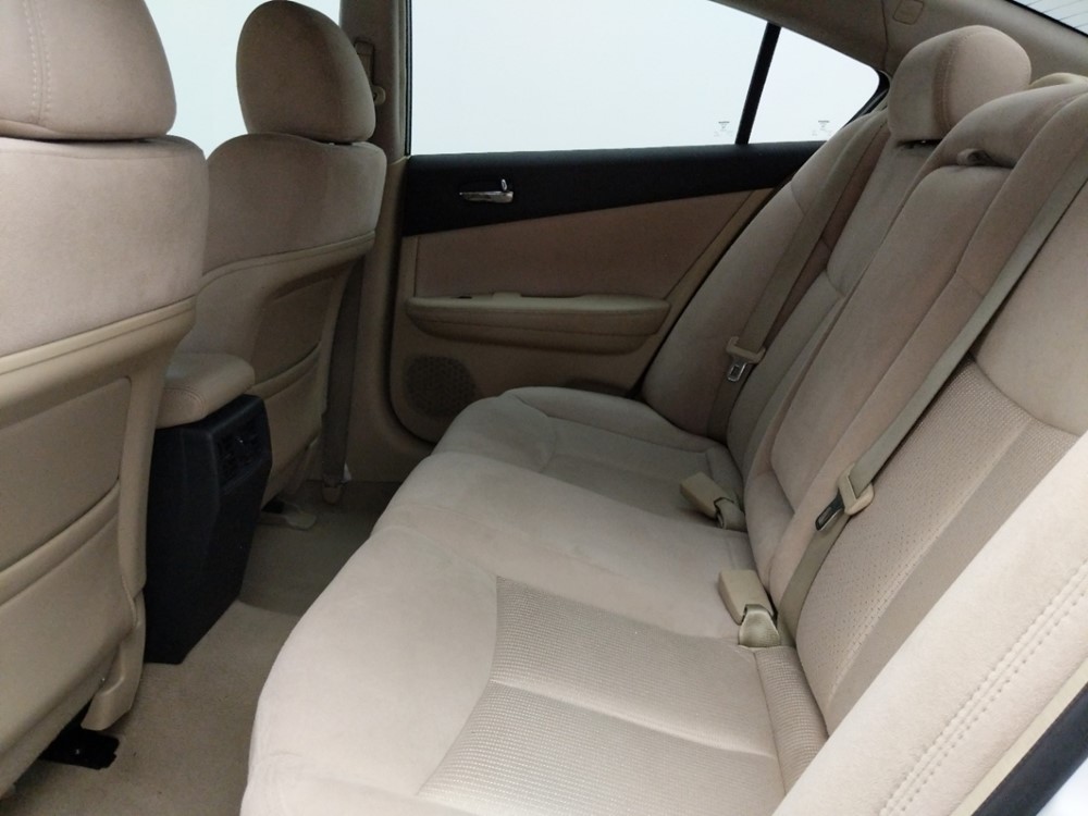 2014 Nissan Maxima - Driver Rear Seat
