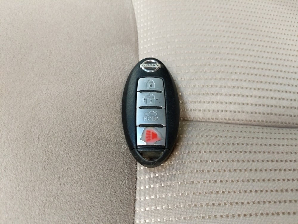 2014 Nissan Maxima - Keys