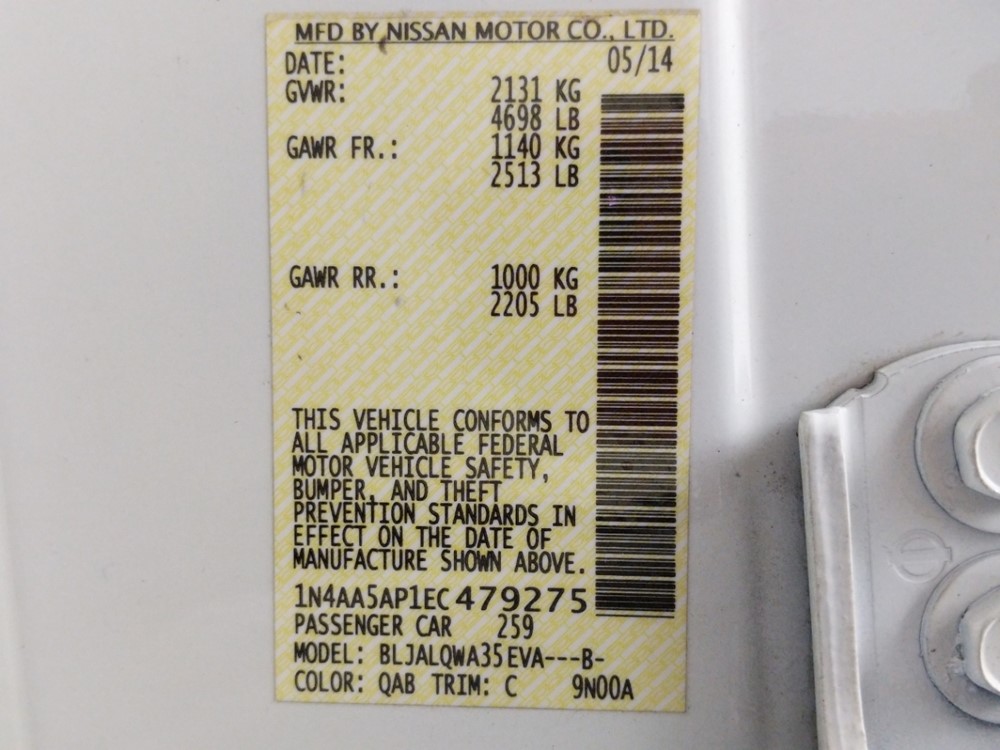 2014 Nissan Maxima - VIN Plate