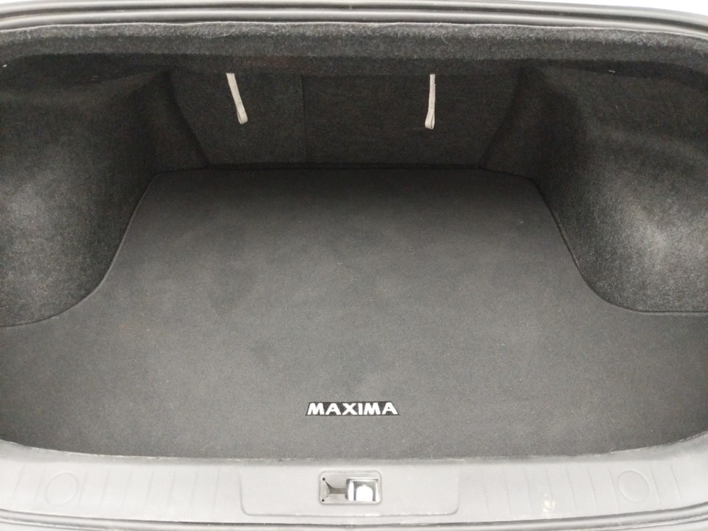 2014 Nissan Maxima - Trunk
