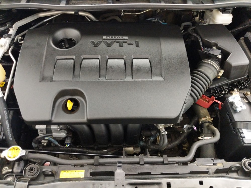 2013 Toyota Corolla - Engine