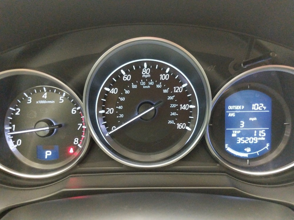 2016 Mazda Mazda6 - Odometer Close Up