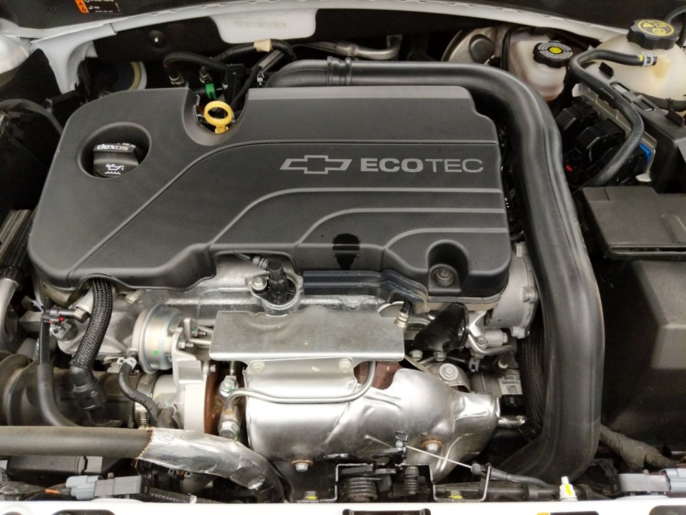 2018 Chevrolet Malibu - Engine