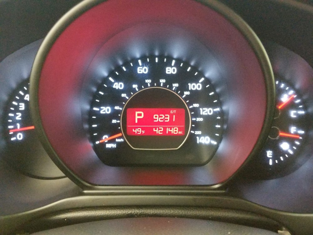 2017 Kia Soul - Odometer Close Up