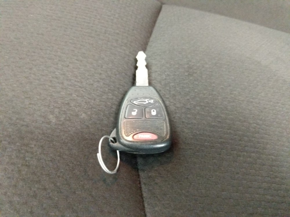 2014 Chrysler 200 - Keys