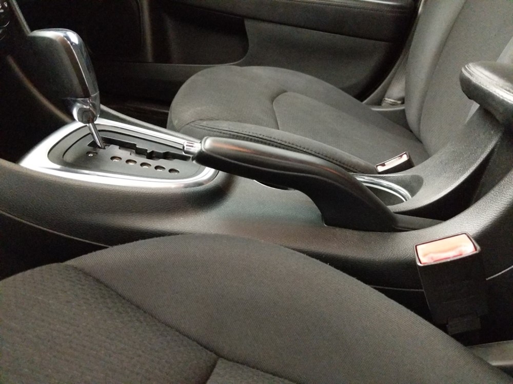 2014 Chrysler 200 - Center Console/Cup Holders