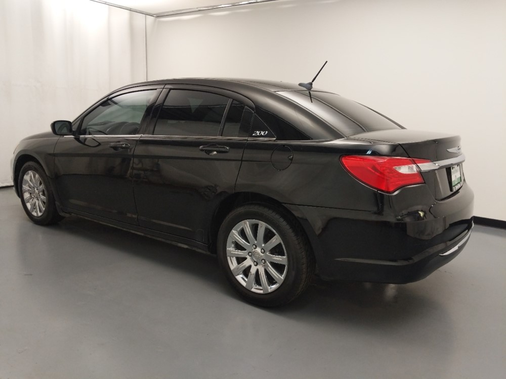2014 Chrysler 200 - Driver Rear Side